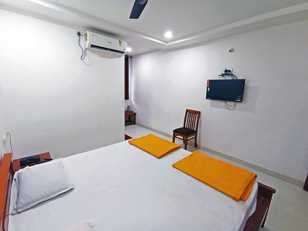 Staymaker Shri Shakti Residency Hubli Eksteriør billede