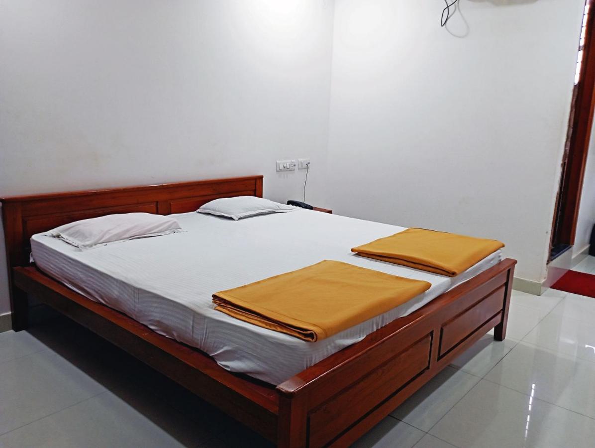 Staymaker Shri Shakti Residency Hubli Eksteriør billede