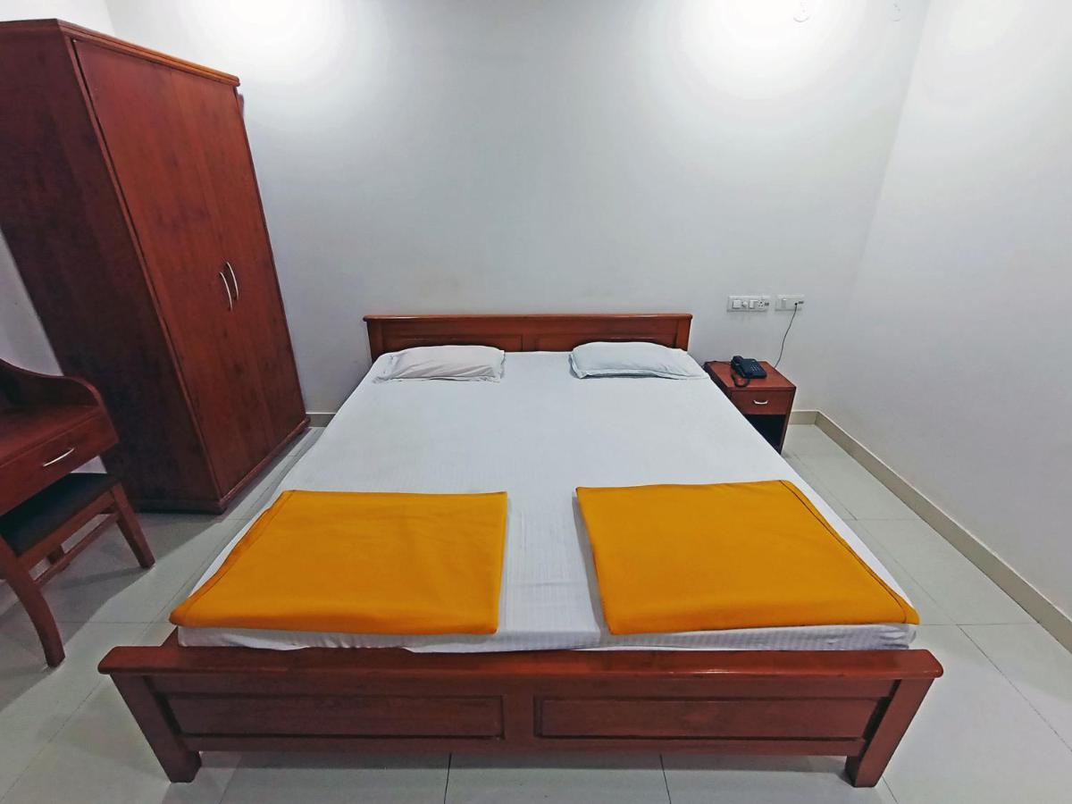 Staymaker Shri Shakti Residency Hubli Eksteriør billede