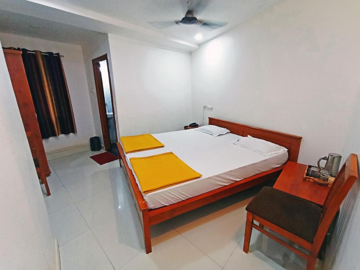 Staymaker Shri Shakti Residency Hubli Eksteriør billede