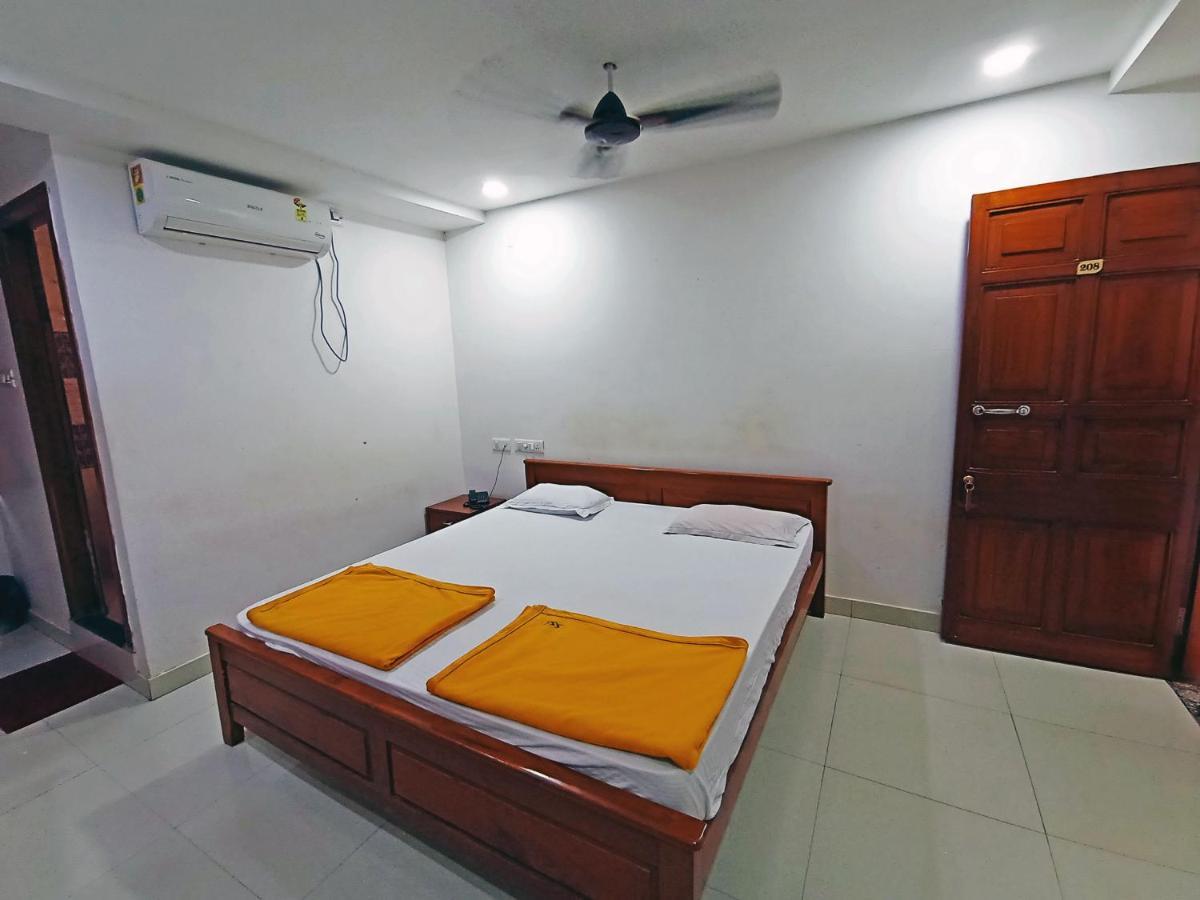 Staymaker Shri Shakti Residency Hubli Eksteriør billede