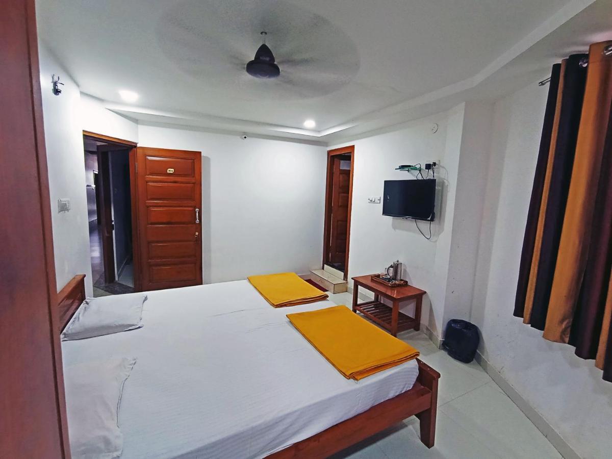 Staymaker Shri Shakti Residency Hubli Eksteriør billede