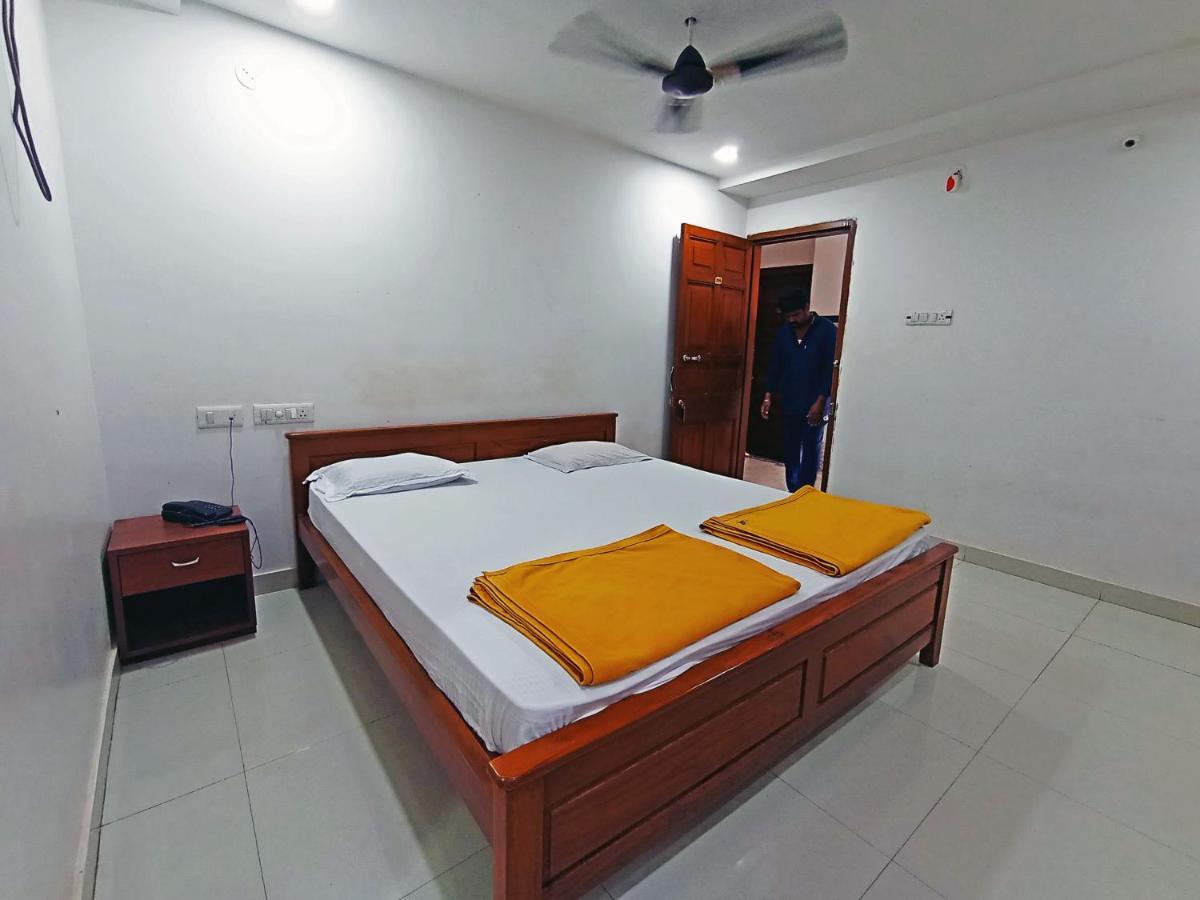 Staymaker Shri Shakti Residency Hubli Eksteriør billede