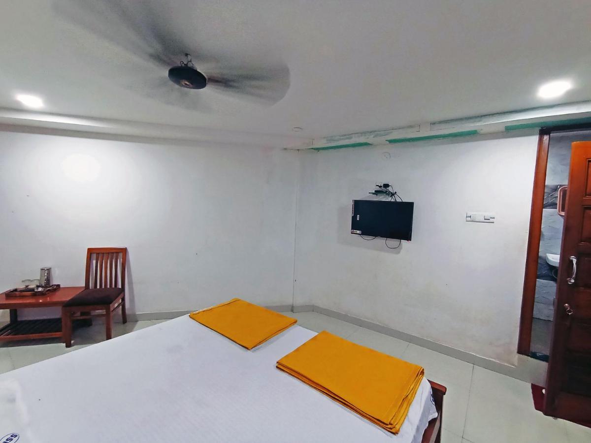 Staymaker Shri Shakti Residency Hubli Eksteriør billede