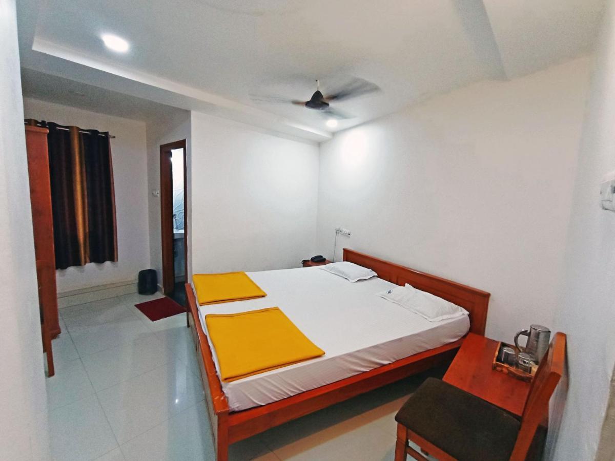 Staymaker Shri Shakti Residency Hubli Eksteriør billede