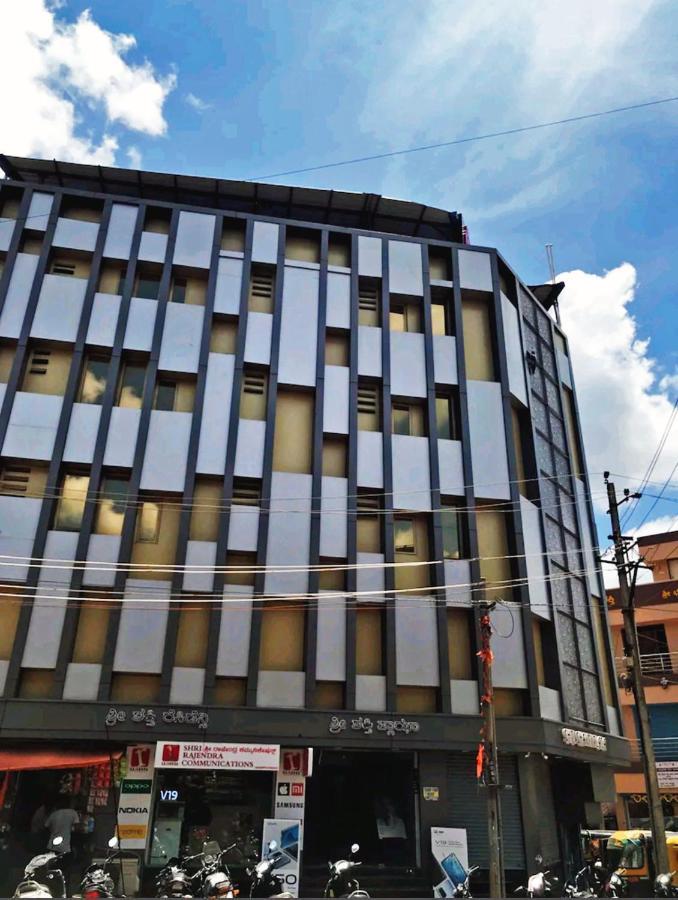 Staymaker Shri Shakti Residency Hubli Eksteriør billede