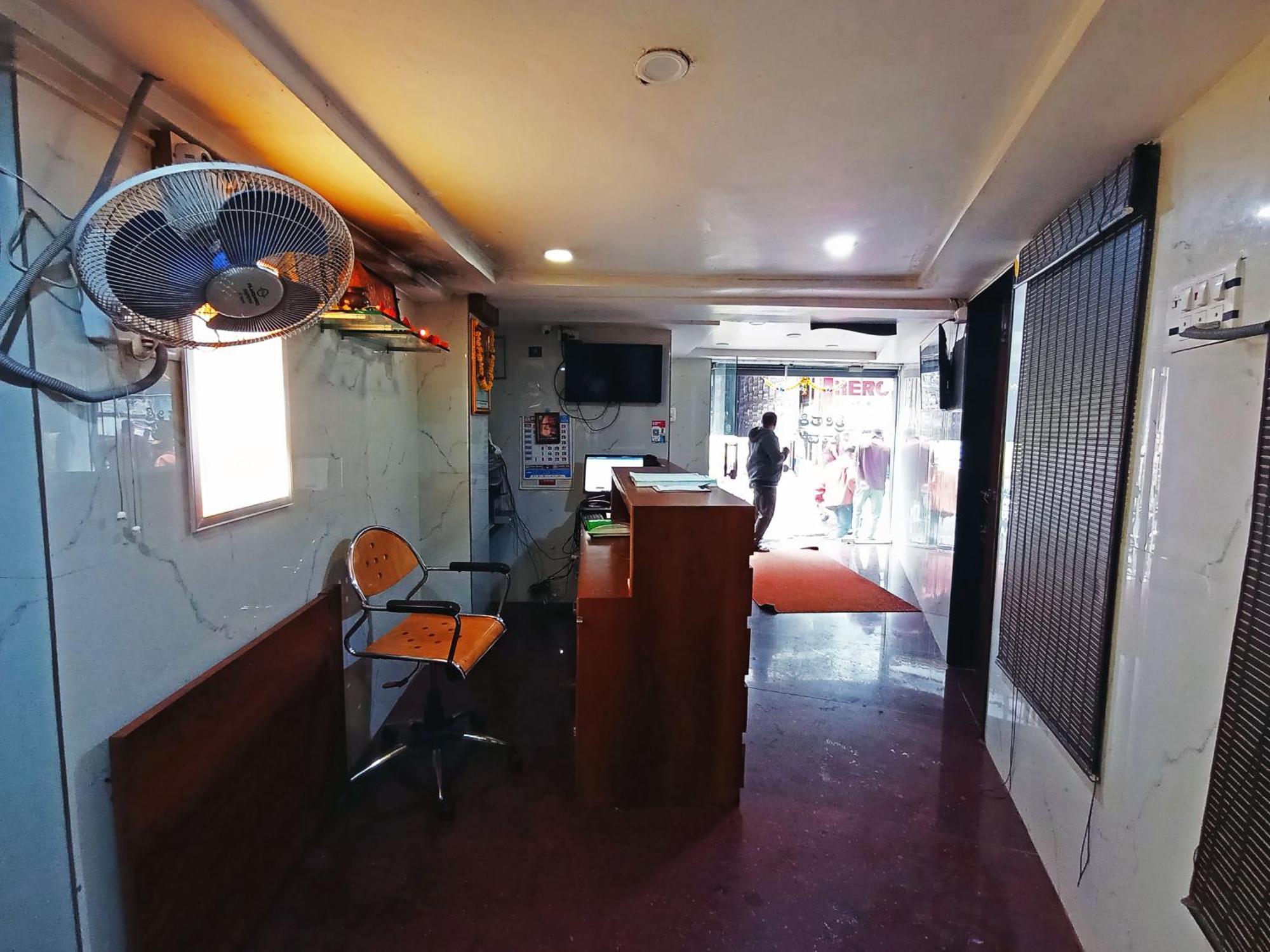 Staymaker Shri Shakti Residency Hubli Eksteriør billede